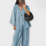 Jacqueline - Casual τοπ με V λαιμόκοψη και παντελόνι δίδυμο