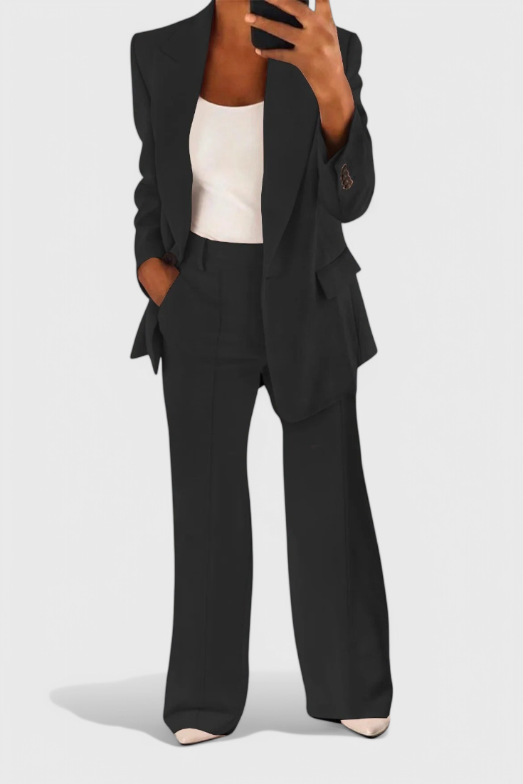 Kaia ΣΠροσεγμένο Σετ Δύο Τεμαχίων για το Γραφείο και Περισσότερα