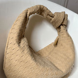 Μωβ Μεσαία Τσάντα Υφασμένη με Λεπτομέρεια Κόμπου