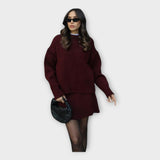 Σετ Πλεκτής Μπλούζας και Φούστας με Μοντέρνα Γραμμή