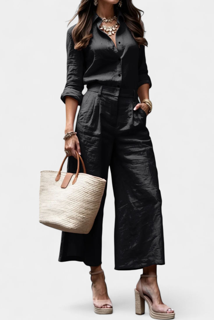 Σετ Σαμπίνα Ροζ με Αέρινο Πουκάμισο και Παντελόνια Κάπρι