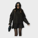 Σετ Πλεκτής Μπλούζας και Φούστας με Μοντέρνα Γραμμή