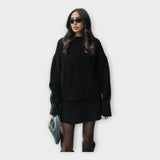 Σετ Πλεκτής Μπλούζας και Φούστας με Μοντέρνα Γραμμή